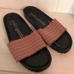 Pedro Garcia amparo  pink slides